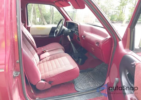 1994 Ford Ranger z USA, uszkodzony, nr VIN 1FTCR11U0RTA95519